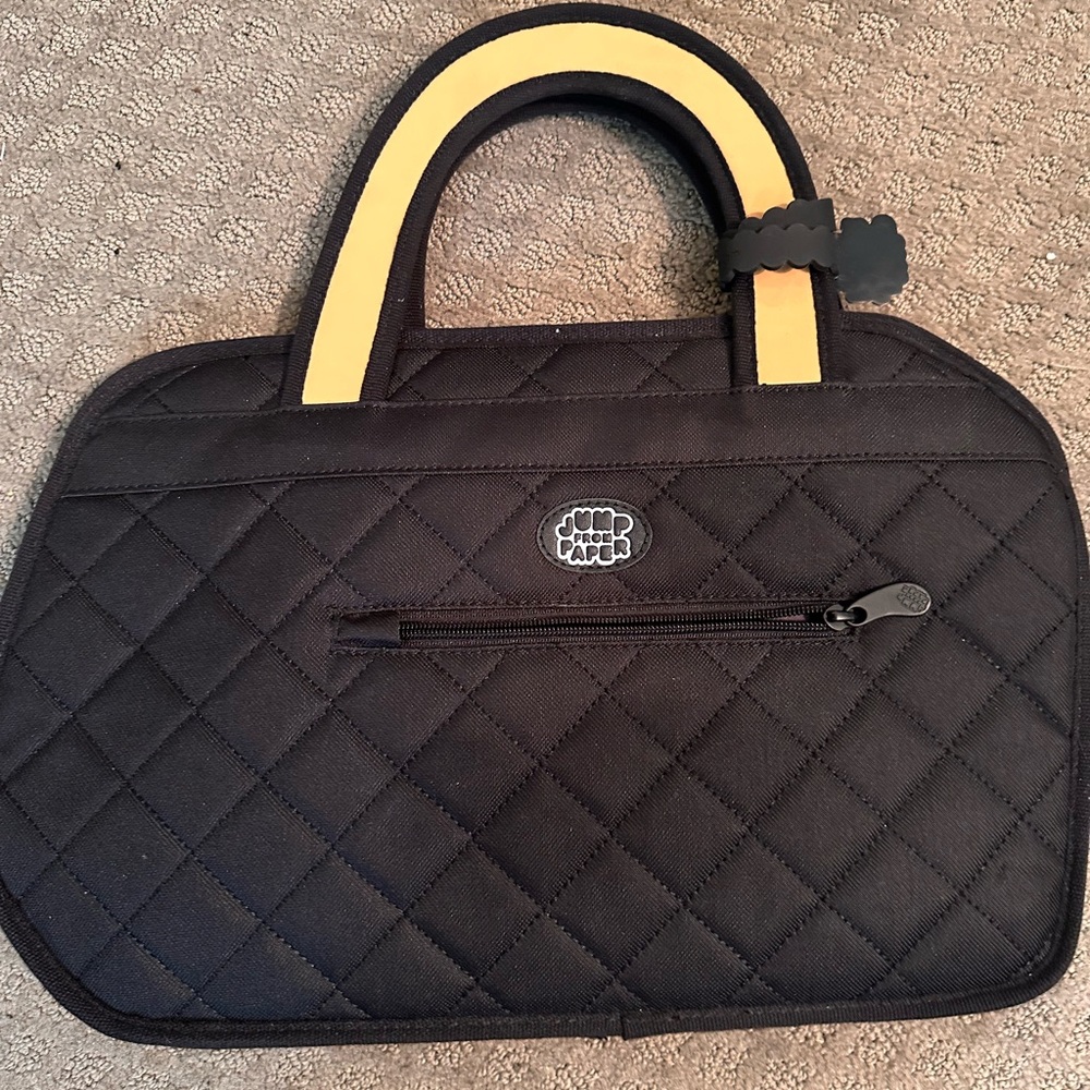 Jump From Paper Woolen Gray Handbag with Tan Accents - Picture 4 of 4